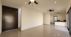 Casa en privada en Conkal, con habitación en planta baja