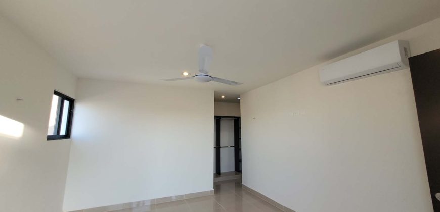 Casa en privada en Conkal, con habitación en planta baja