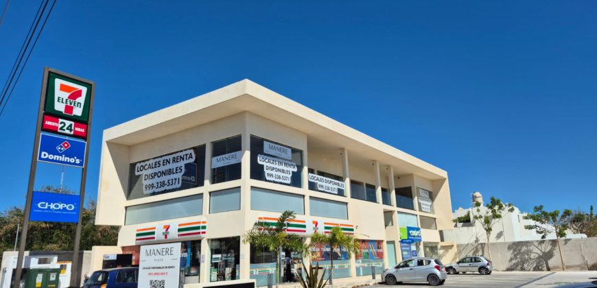 Local en Renta Plaza Manere Conkal. Planta Baja
