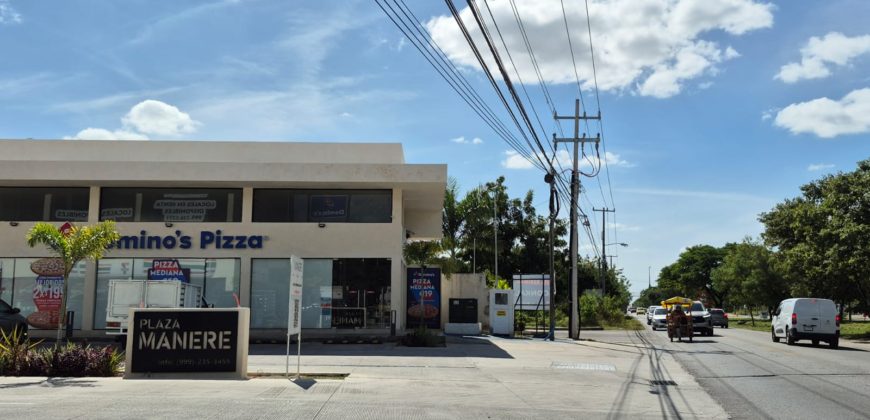 Local en Renta Plaza Manere Conkal. Planta Baja
