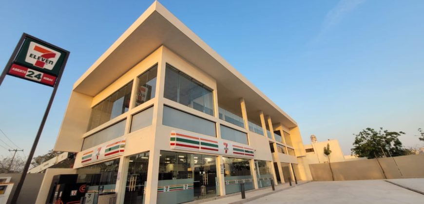 Local comercial en planta alta plaza Manere