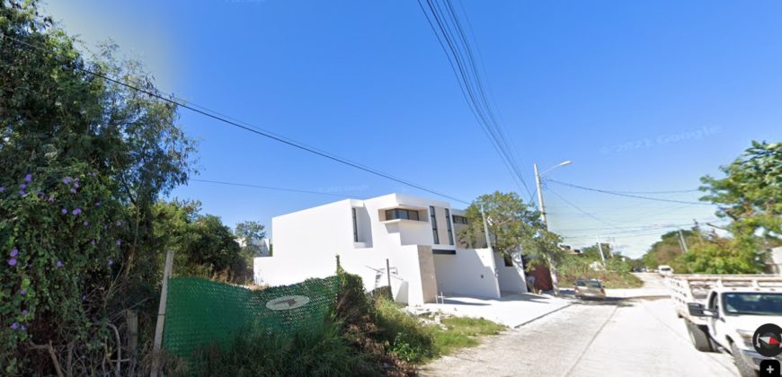 Terreno en Venta en Cholul No Privada A Unas Calles de Periférico