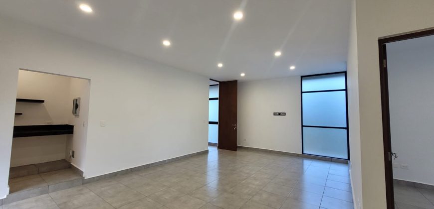 *PROMOCION MAYO* Oficina en renta en san antonio cinta, Norte de Mérida