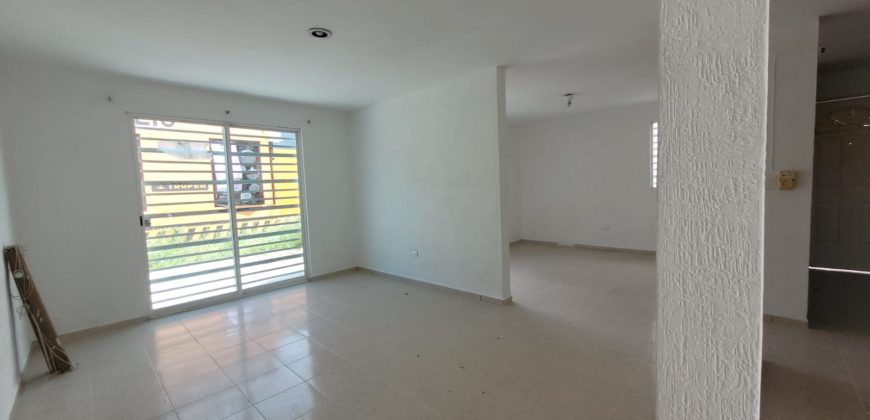 Local comercial en esquina de ciudad Caucel