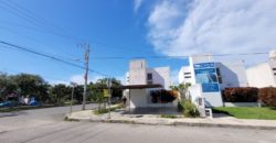 Local comercial en esquina de ciudad Caucel